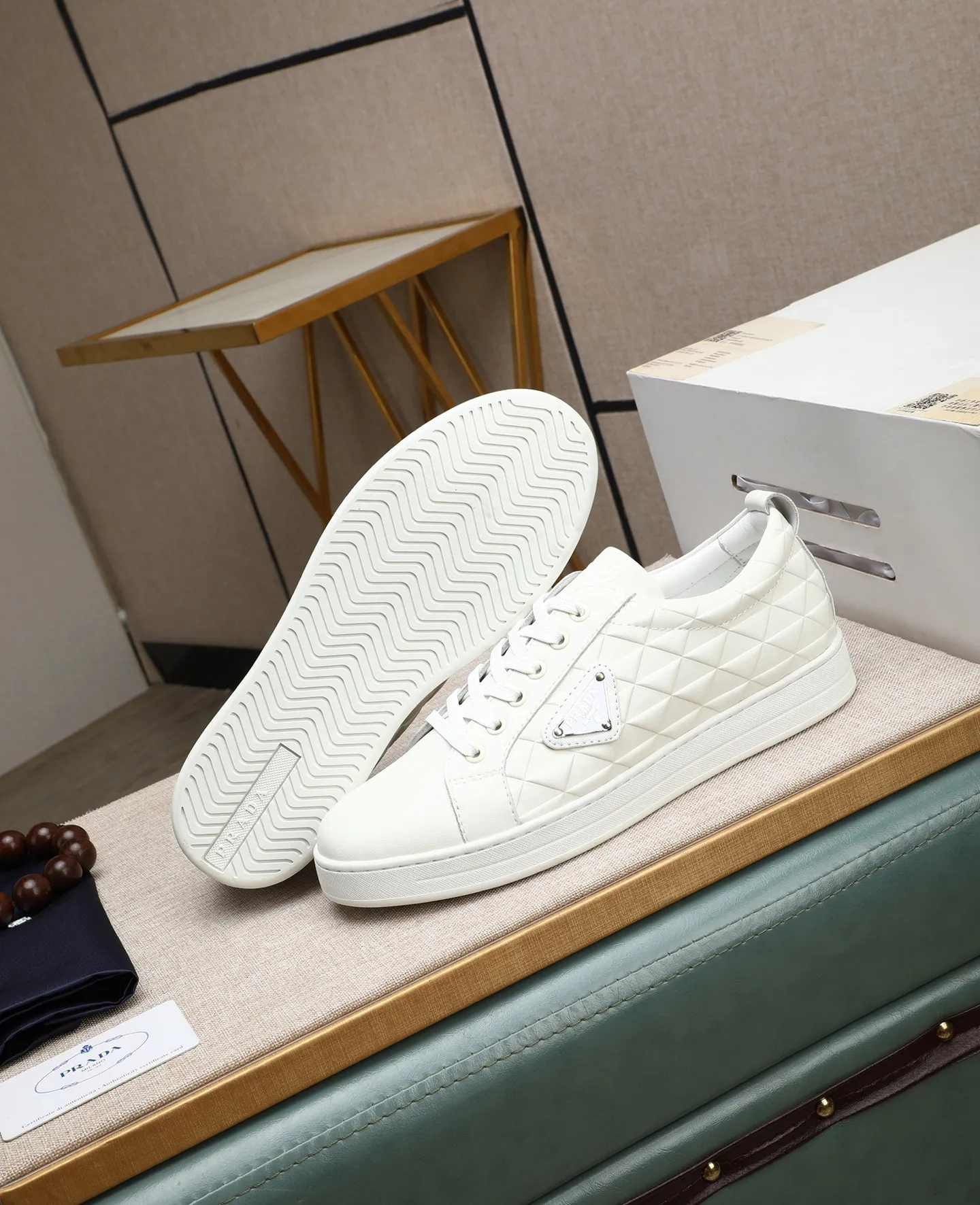 Men's men's shoes💰440🌹🌹[PRADA—Prada] latest model🙈original replica! 👟👟👟Available here. The workmanship is top-notch. The upper is made of Italian 🇮🇹Imported calfskin. ❗️Breathable genuine leather lining @Suitable for travel. The original version has an enlarged engraved sole, making it suitable for all kinds of travels, showing low-key luxury. Let quality speak for itself. Color: Size: 38-44